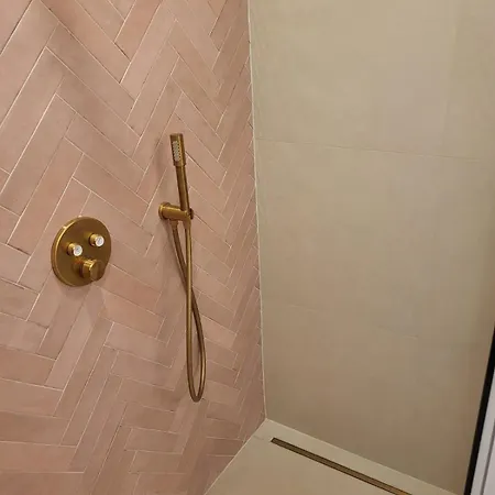 Alizee Met Frontaal Zeezicht