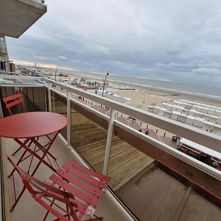 Appartement Alizee Met Frontaal Zeezicht *